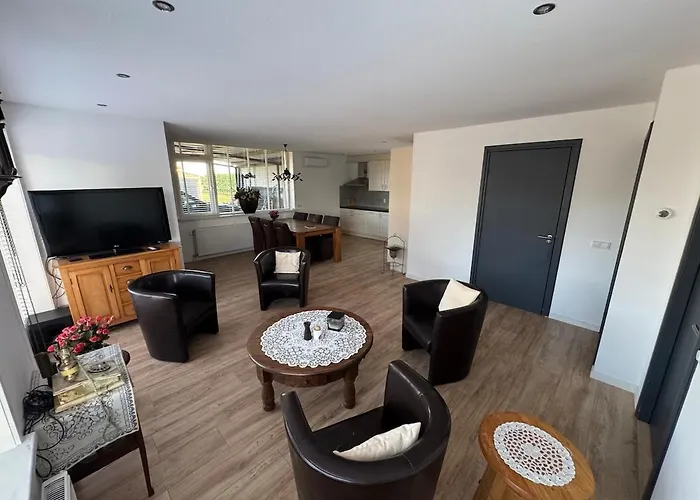 Lena Semesterbostad Dreumel