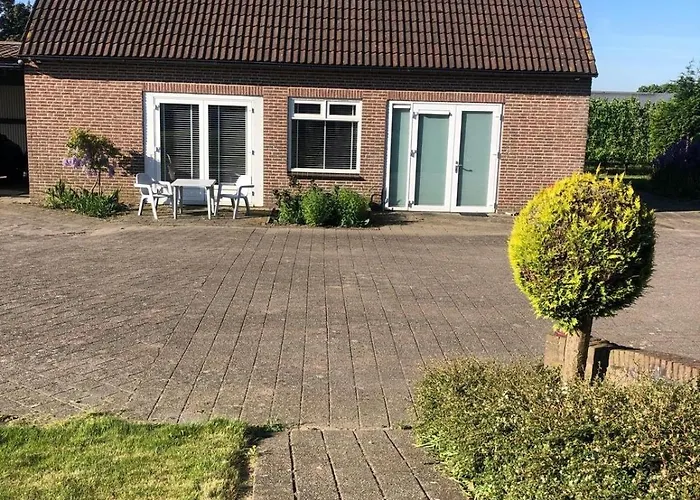 בית נופש Lena *